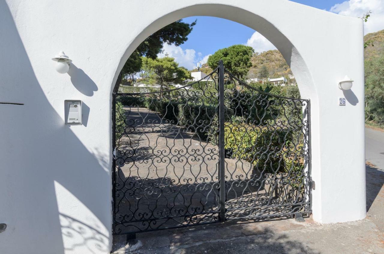 Villa Dei Sogni Vulcano  Exteriör bild